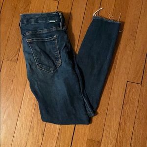 MOTHER looker ankle fray in girl crush